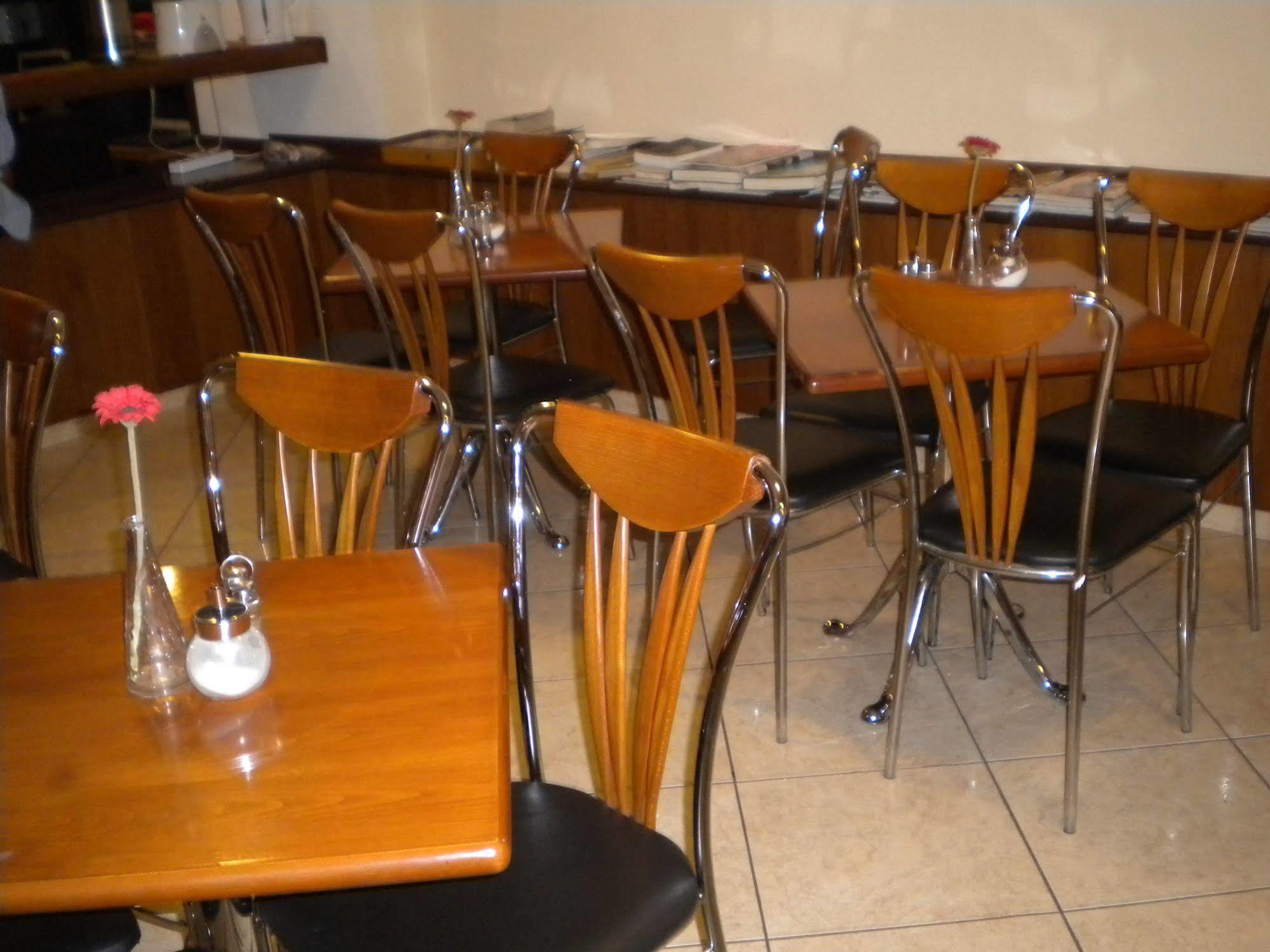Athens Moka Hotel ภายนอก รูปภาพ