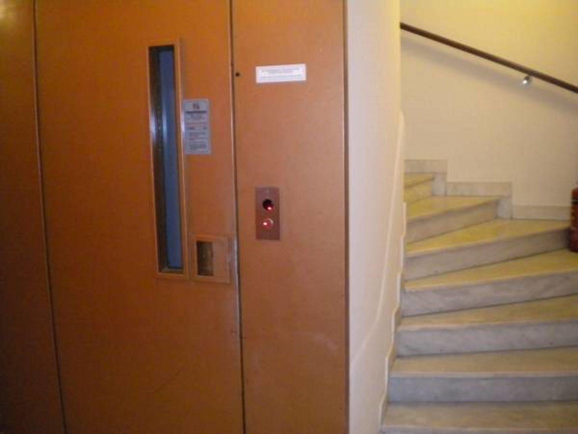 Athens Moka Hotel ภายนอก รูปภาพ